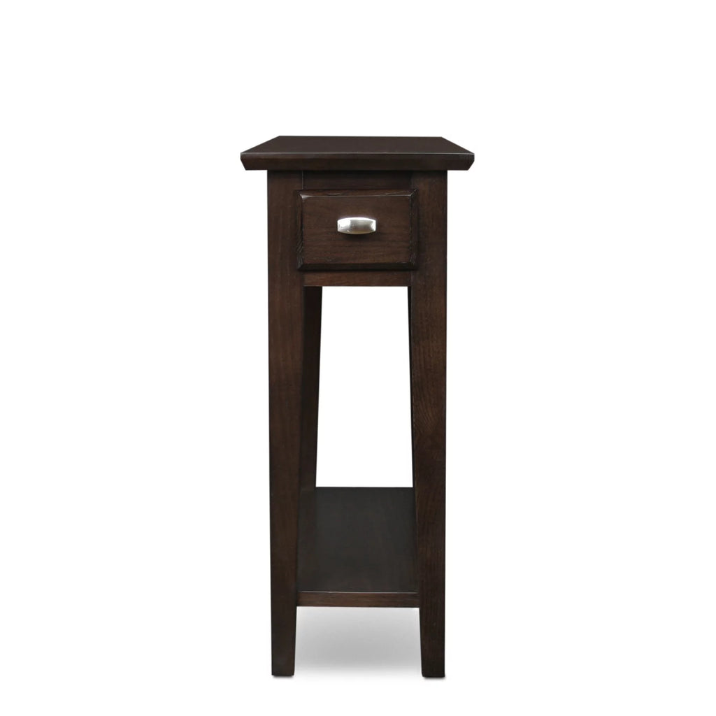 Chairside Table in Chocolate Oak Q86128