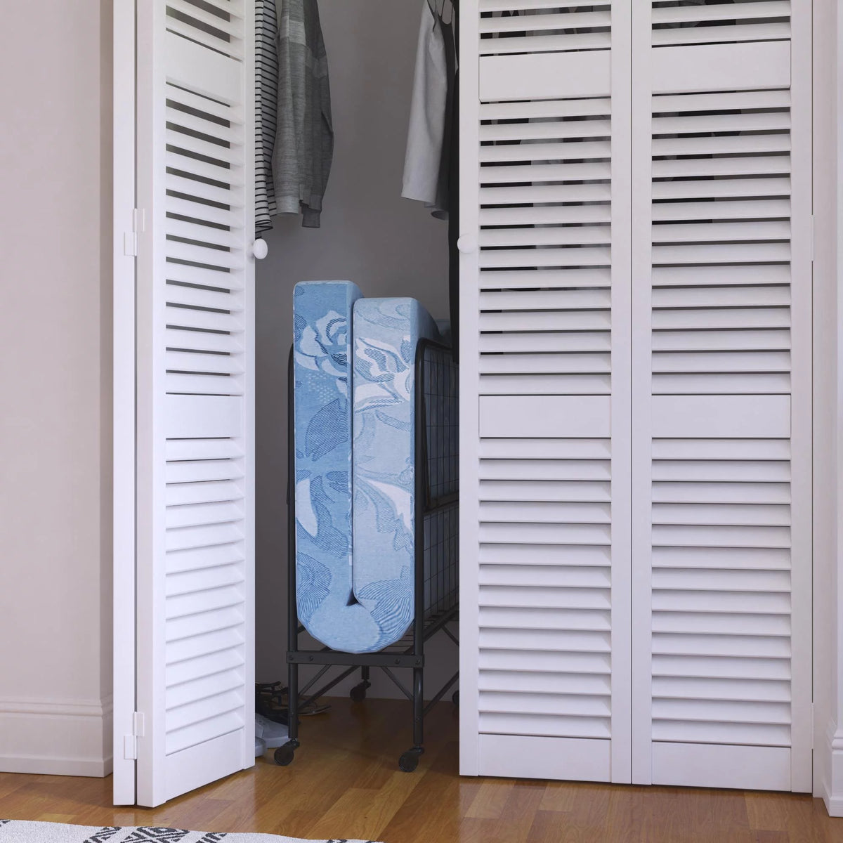 Folding Rollaway Guest Bed with 5 Inch Mattress, Twin Y53672