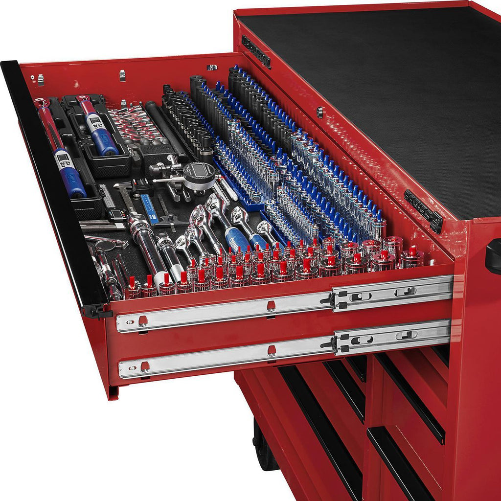 56 in. x 22 in. Red Roll Cab Q328
