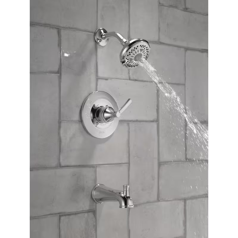 Single-Handle 6-Spray Tub and Shower Faucet in Chrome P7140