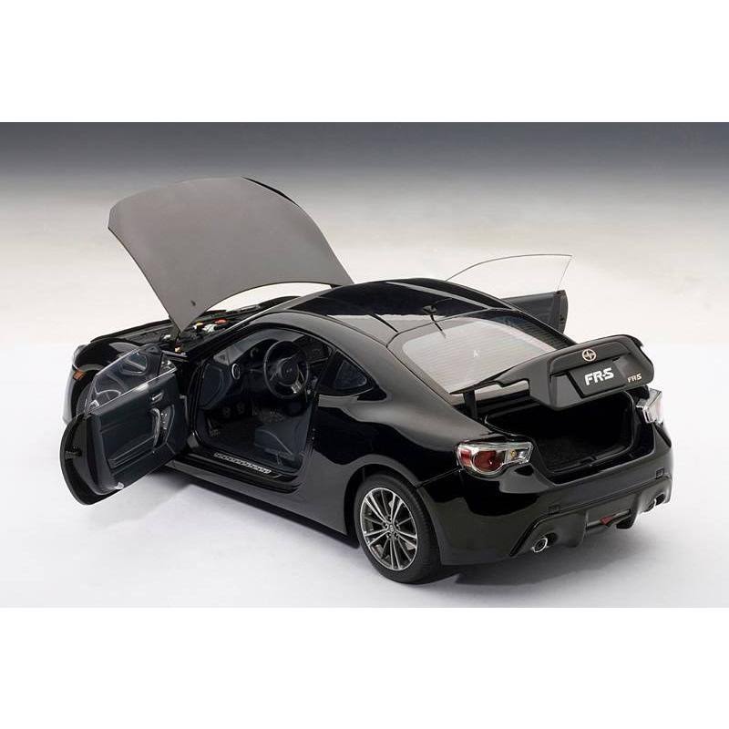 Black Silica 1/18 Diecast Model Car B18172