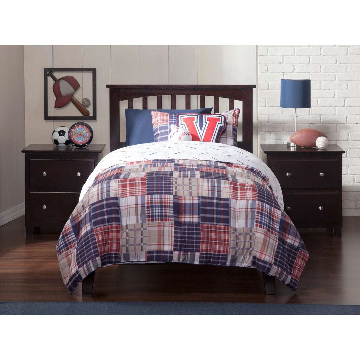 Twin XL Platform Bed with USB Charging Station L80025