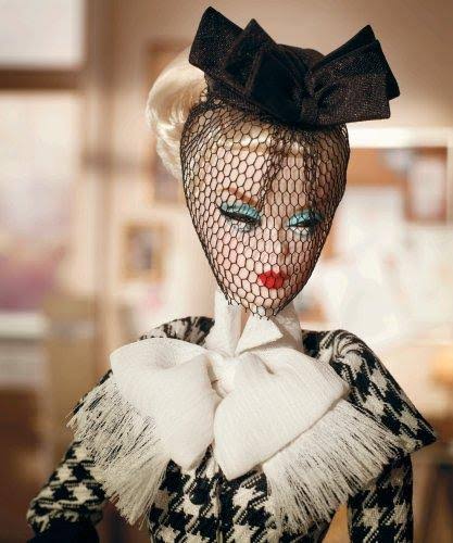 Walking Suit Doll D211314