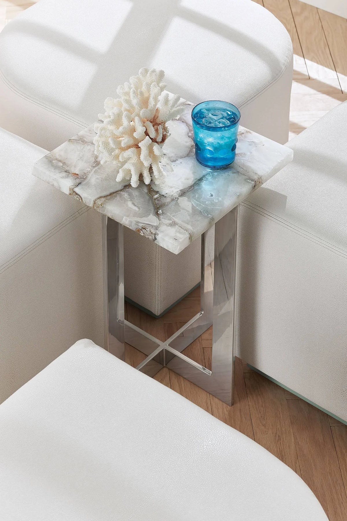 End Table M117