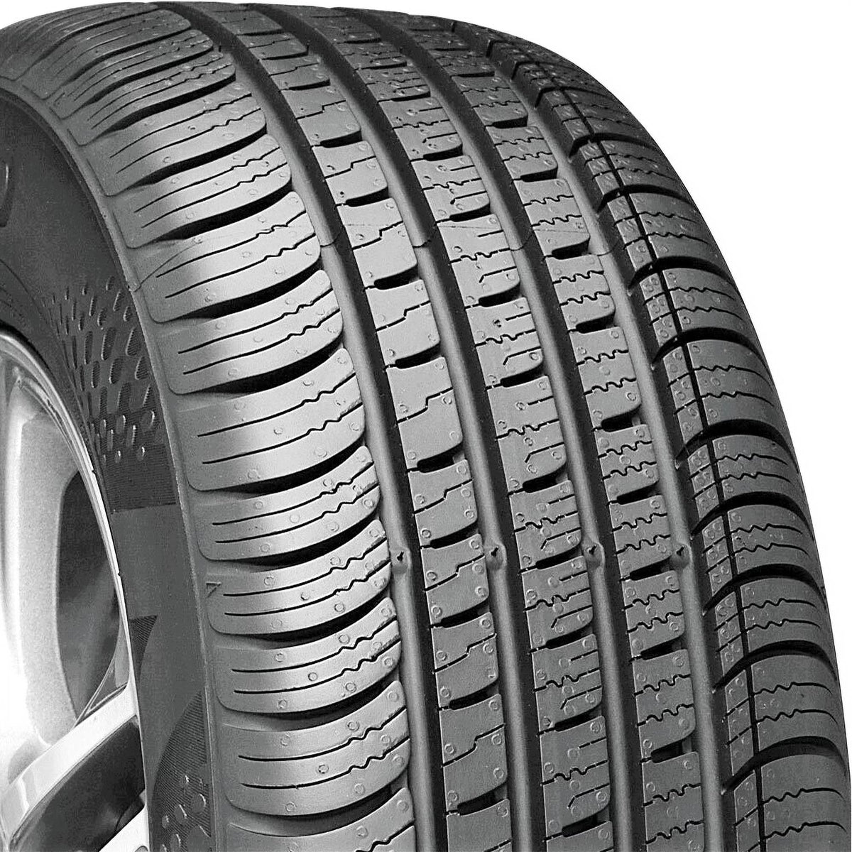 All Season 225/60R18 100V Passenger Tire V18359