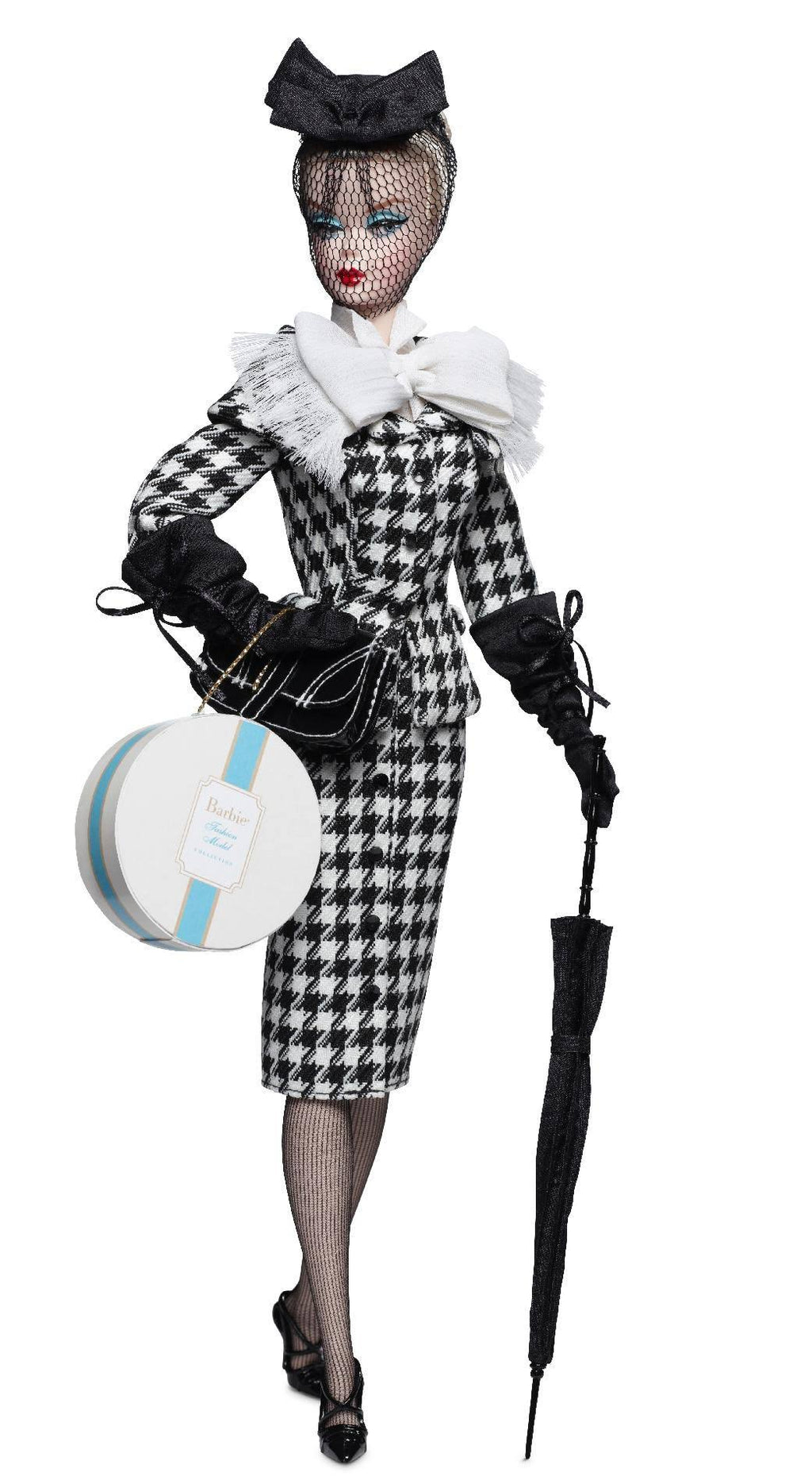 Walking Suit Doll D211314
