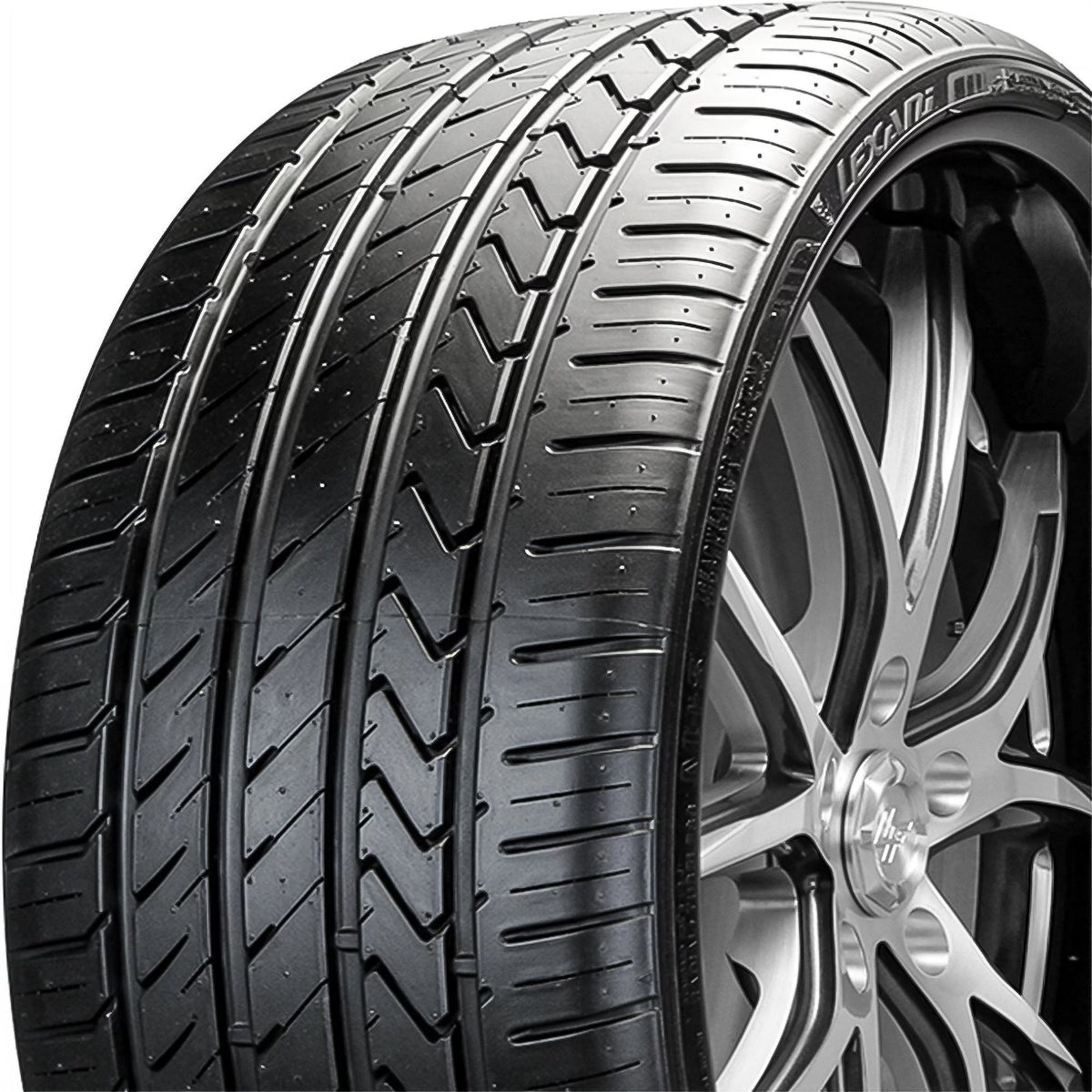 305/25ZR22 103Y XL High Performance Tire Y179