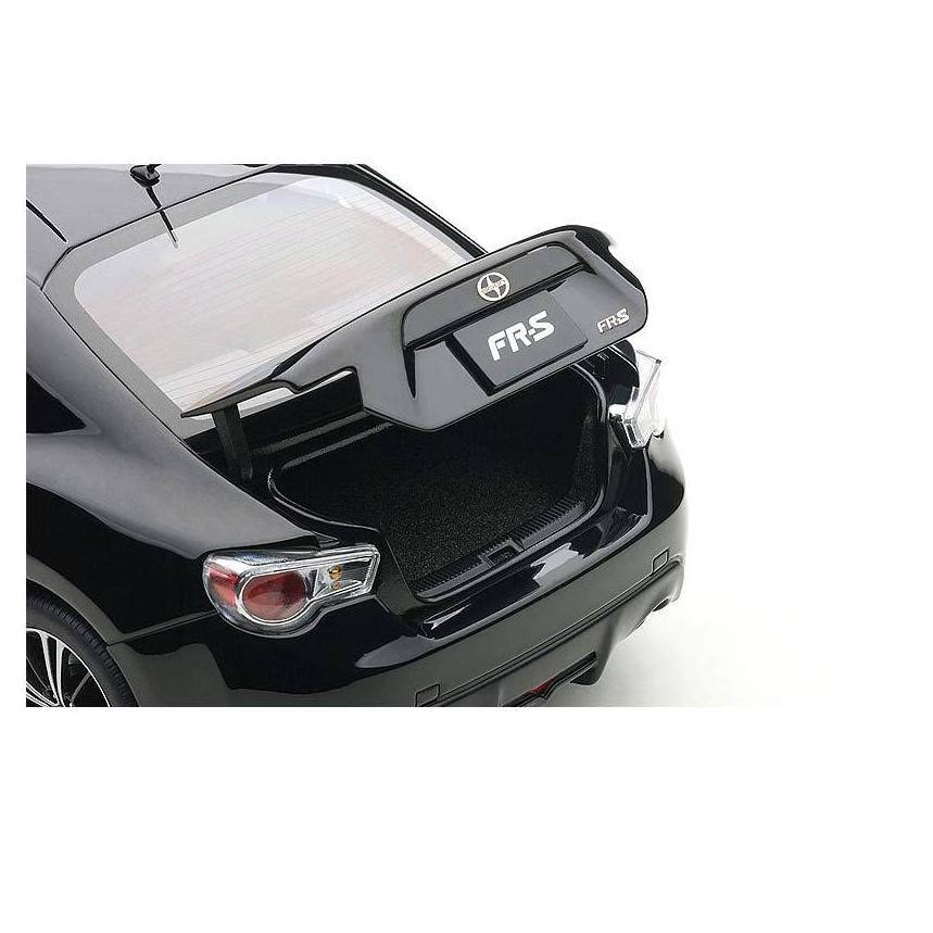 Black Silica 1/18 Diecast Model Car B18172