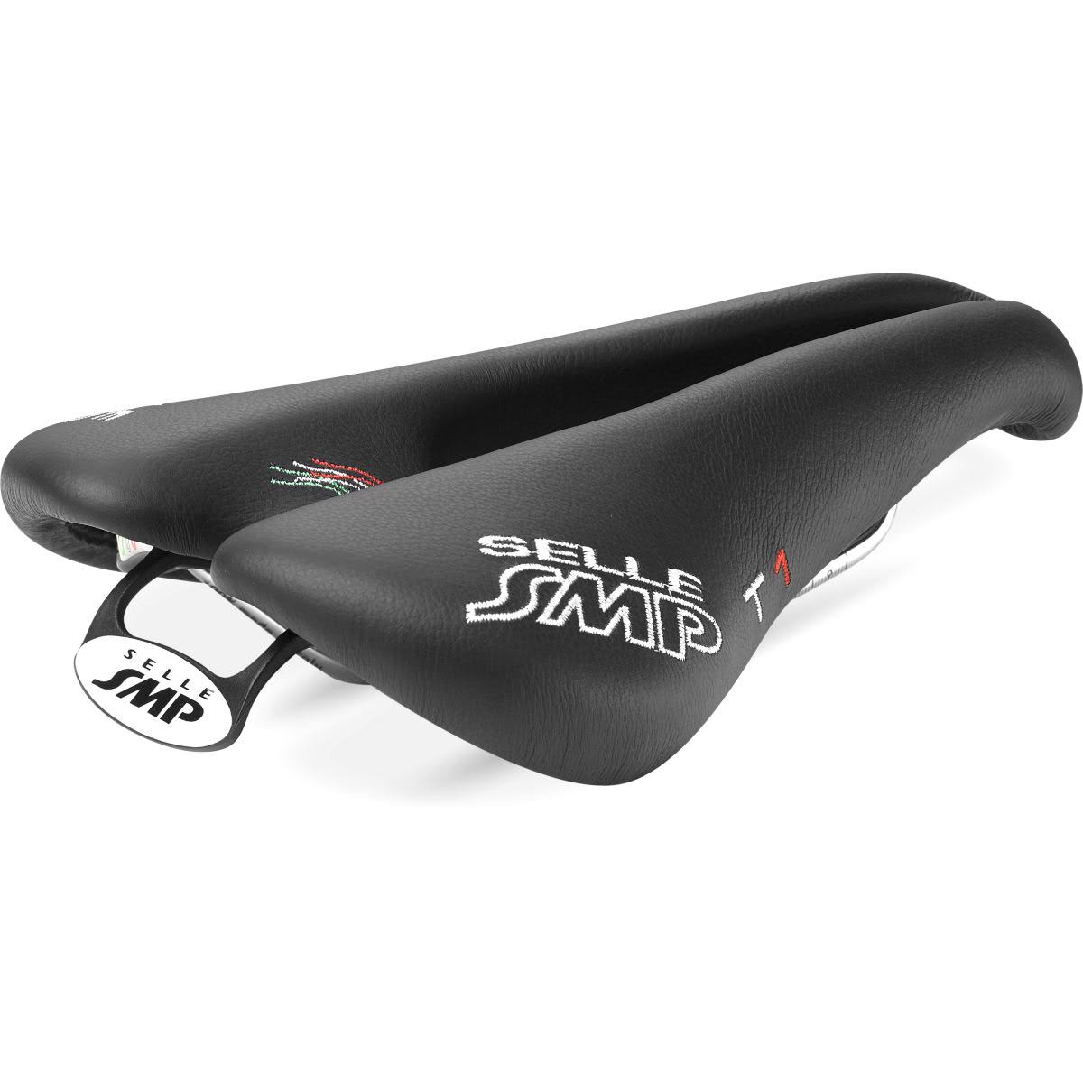Black Saddle E2851