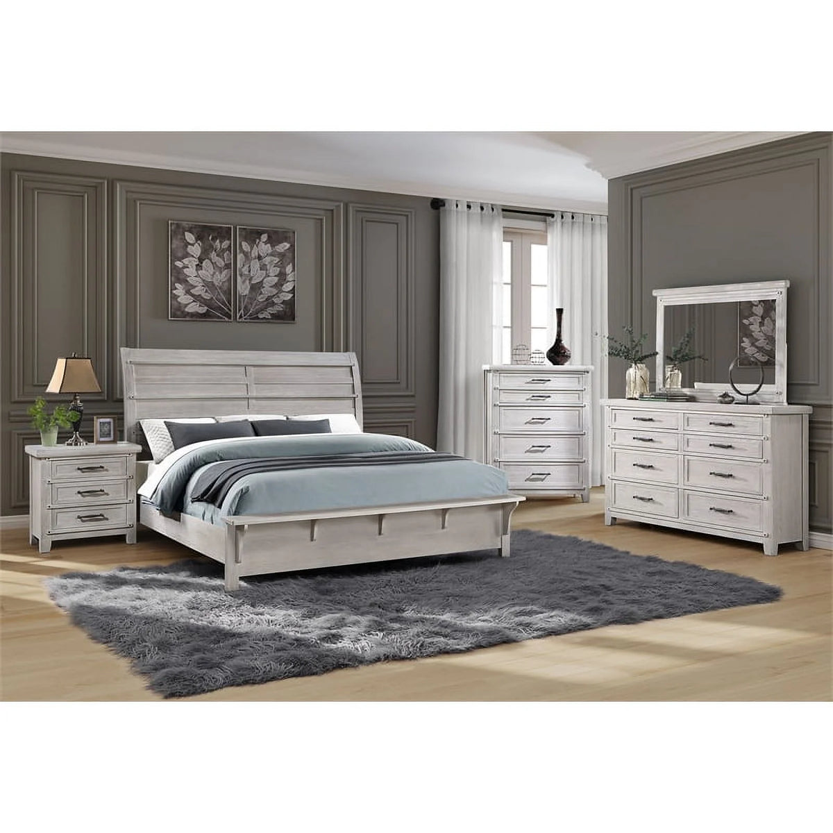 White Oak 3-Drawer Nightstand H755