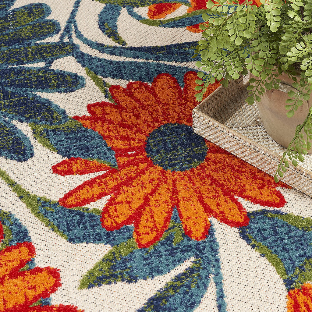 Ivory Multicolor 6' x 9' Area Rug N8612