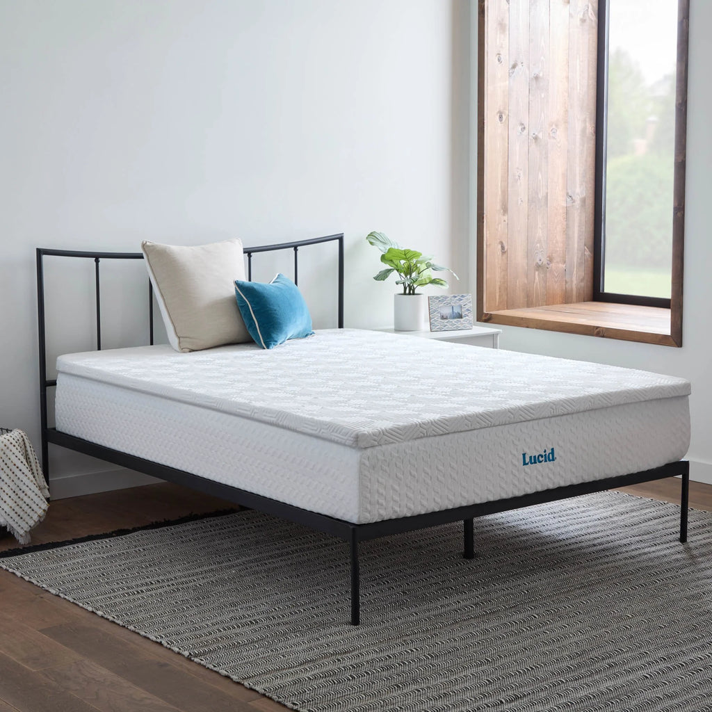 Queen Cooling Gel Memory Foam Mattress Topper with Cover U630