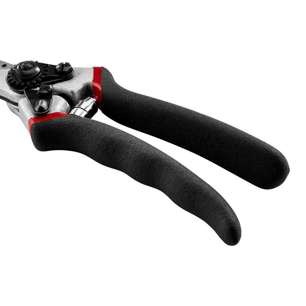 8-1/2 in. Steel Blade Bypass Pruner X723161